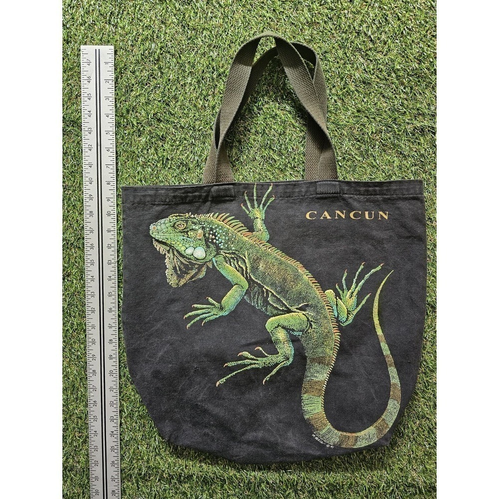 Vintage Iguana Colorful Print Cancun Canvas Bag 1991 Black Faded